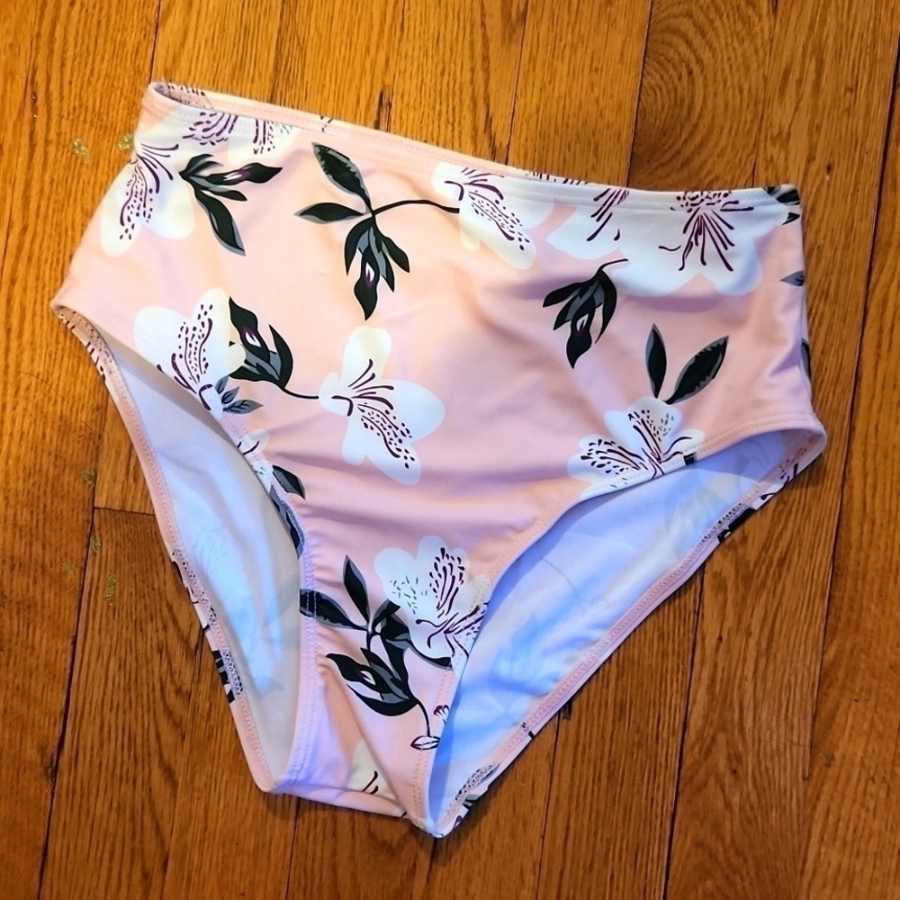𝅺romwe swim suit bottoms NWOT size womens medium